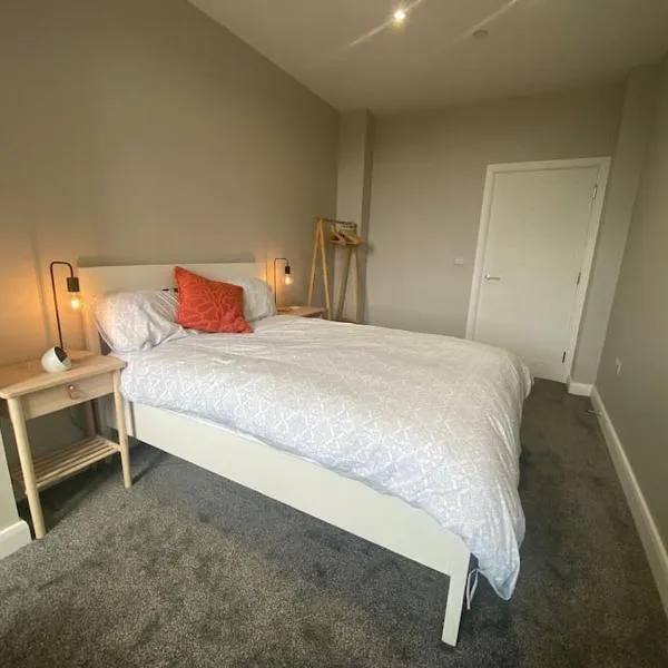 Chic Mill conversion beside Piece Hall & Eureka!, hotel v destinaci Halifax