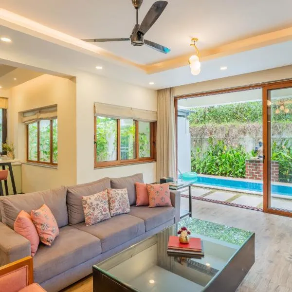 ELIVAAS Signature 3 BHK Pvt Pool & Bar - Villa Valerie: Oxel şehrinde bir otel
