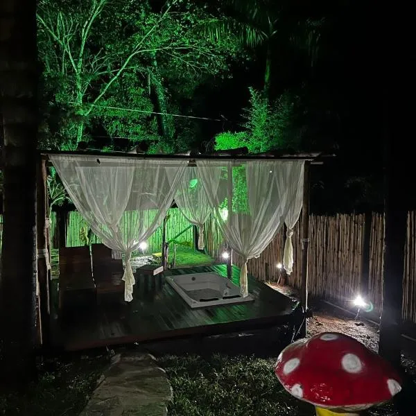 Kombi Cipo Vip - Kombi de Luxo com Hidromassagem, hotel in Serra do Cipo