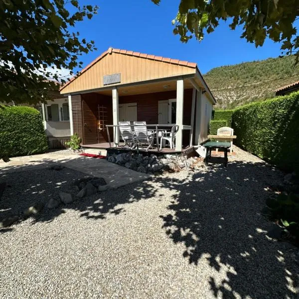 Les roses 49, hotel v destinaci Castellane