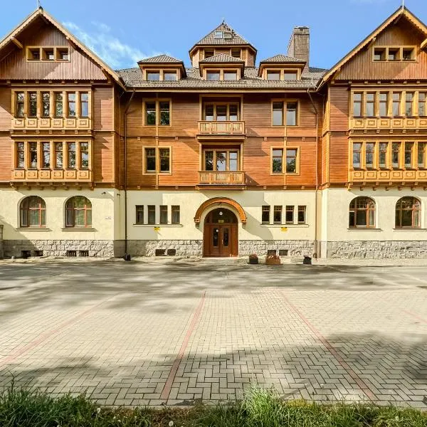 Józefina Apartament's blisko centrum, hotel ve Sklářské Porubě