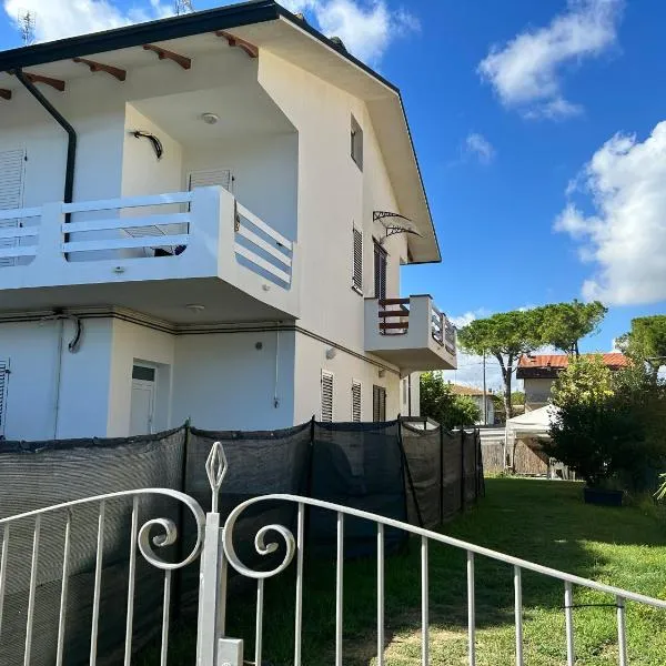 Sunflowers house, hotel v destinaci Punta Marina