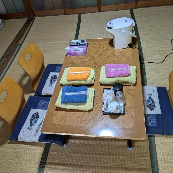 Minshuku Takahashi Kashibuneten, hotel v destinaci Maisaka