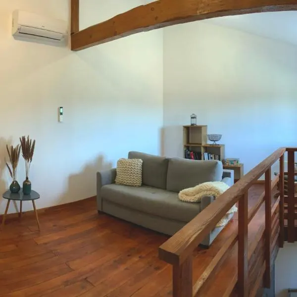 Appartement, hotel in Rousson