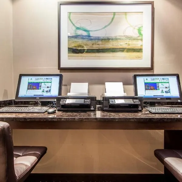 Holiday Inn Laval Montreal by IHG, Hotel in Laval