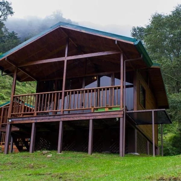 Entre Árboles Lodge, hotel v destinaci San Gerardo de Dota