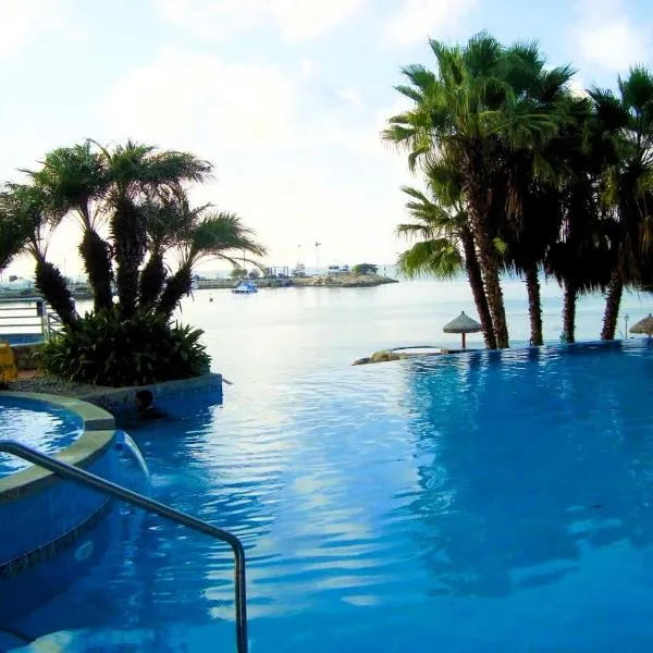 Apartamento de Lujo con playa privada Condominio Torre Marina, hotel v destinaci Salinas