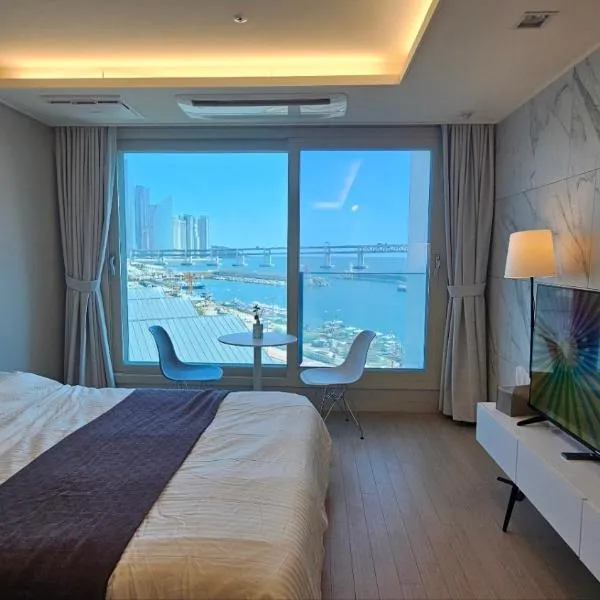 SWITZEN KCC ocean view, hotel di Busan