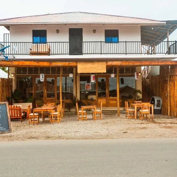 Roots inn, hotel v destinaci Paje