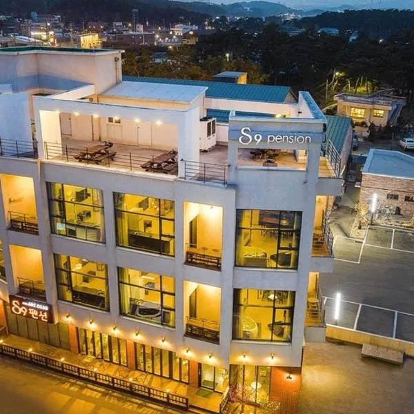 Gangneung Gyeongpodae S9 Beach Familyspa, hotel v destinaci Kangnung