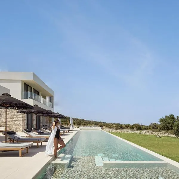 Gavras Exclusive Villas, with Infinity Pools, Spa Whirlpools & SeaViews, By ThinkVilla, ξενοδοχείο σε Píkris