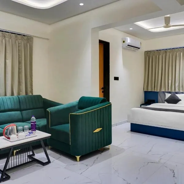 Palm Suites Baner- indian nationals only, hotel in Pune