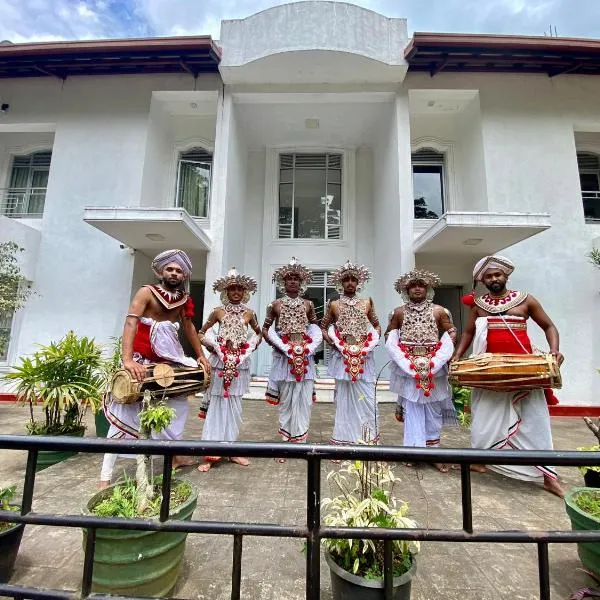 Paramount Hotel Pussellawa, hotel v destinaci Pussellawa