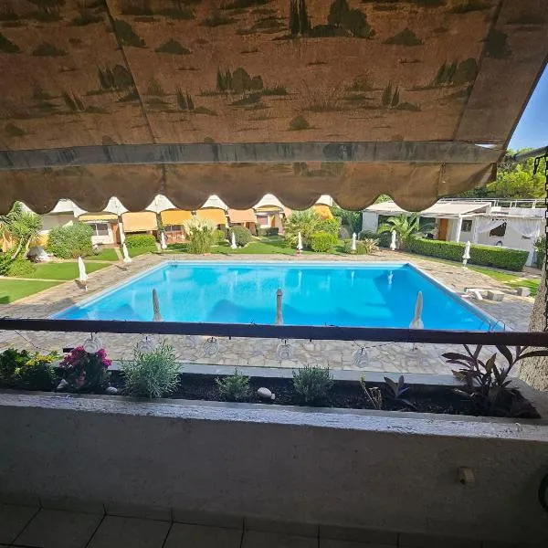 MIRAMARE, hotel v destinaci Nea Makri