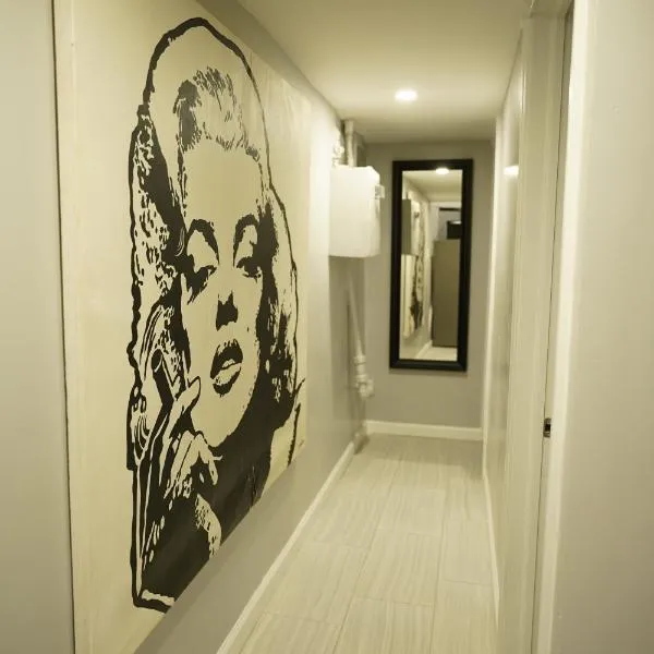 Cozy 2 Bedroom In A Lovely Forest Hills Neighborhood, hotel v destinaci Parkside