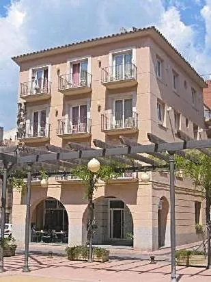 Hotel Plaça, hotel v destinácii Sant Feliu de Guixols