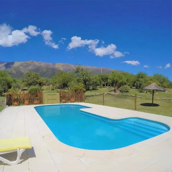 San Luis Aparts, hotel v destinaci Carpintería