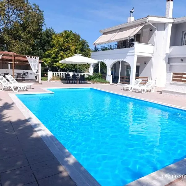 TERRA LUXURY HOME, hotel di Drama