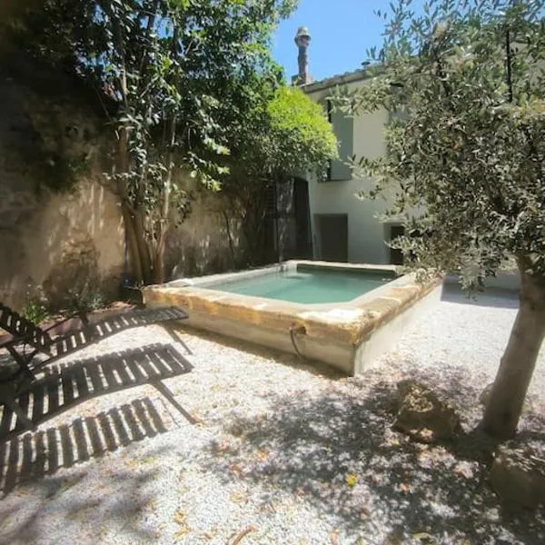 Magnifique maison de ville 6personnes , piscine et garage, hôtel à Aix-en-Provence
