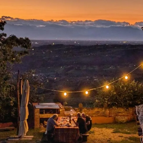 Cascina Nomade - Wine & Scenic Retreat, מלון בדוליאני