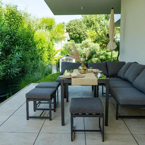 Viesnīca Idyllische Wohnung mit Garten und Pool Bardolino