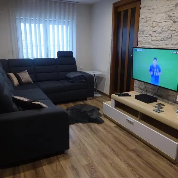 2 bedroom top floor apartment in quiet area, hotel v Ružomberku