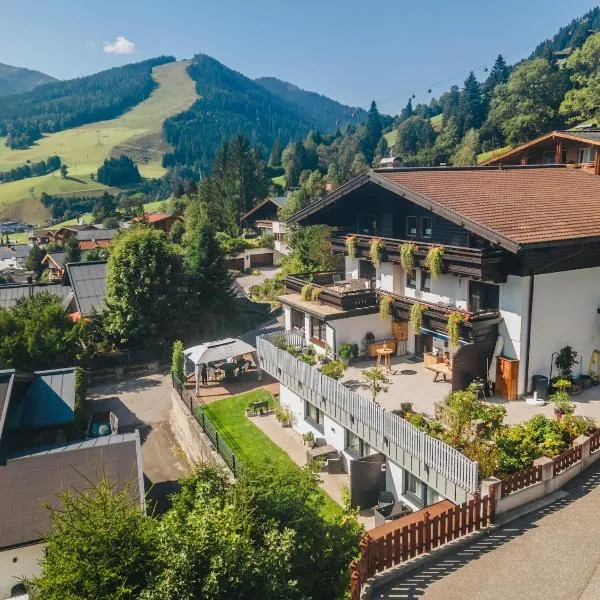 Pension Vier Jahreszeiten, Hotel in Saalbach-Hinterglemm
