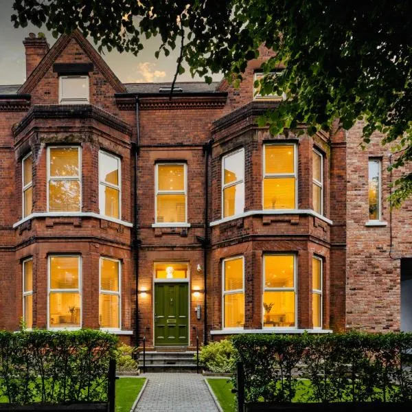 5 Star - The Ulsterville Residences - Free On-site Parking, hotel in Belfast