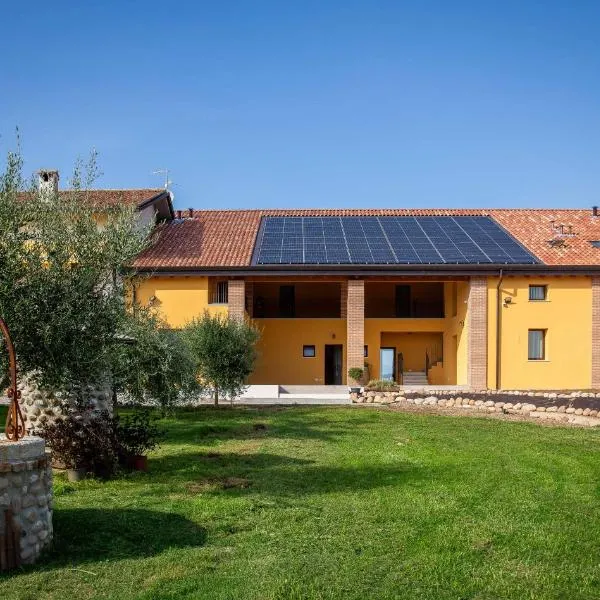 Agriturismo Corte Casa Erminia – hotel w mieście Colà di Lazise