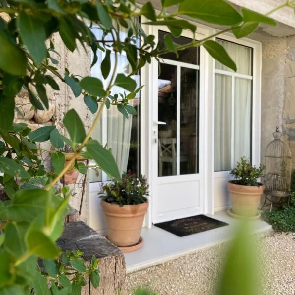 La Suite Drômoise 1809, hotel v destinaci Saint-Paul-lès-Romans