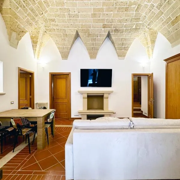 Casa Ginevra, private Parking, готель у Лечче