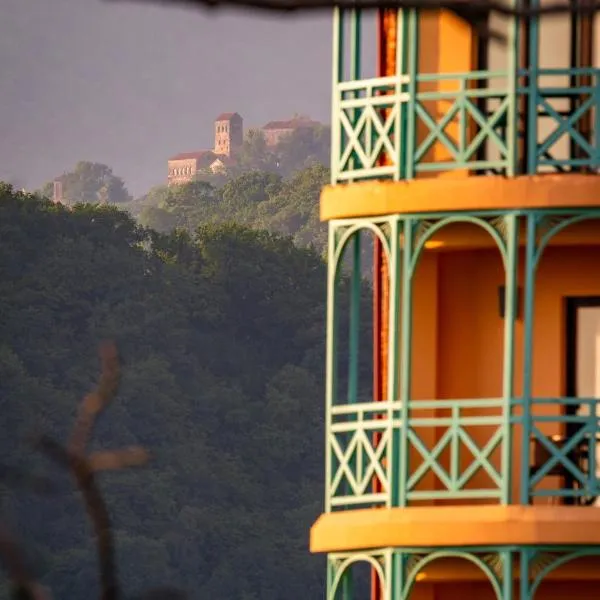 Burki Castle & Cellar、クヴァレリのホテル