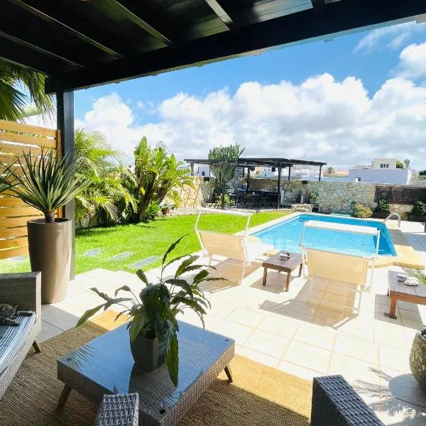 Kalufa Surf House, hotel v mestu El Cuchillo