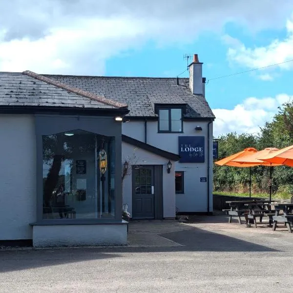 The Lodge by Cefn Tilla, hotel a Usk