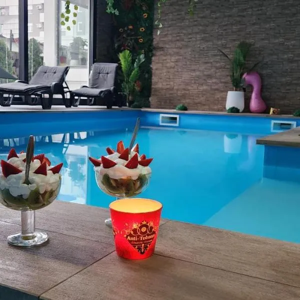Spa apartman zatvoreni bazen Maca, hotel v destinaci Petrovaradin