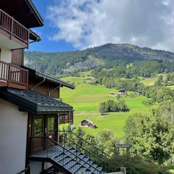 Appt 4 pers, pied des pistes, hotel v destinaci Flumet