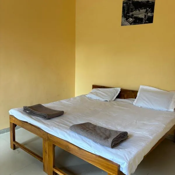 Gurukurpa Bhakt Nivas, hotel in Ellora
