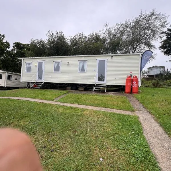 48 Rosewood Isle of Wight, hotel v destinaci Porchfield