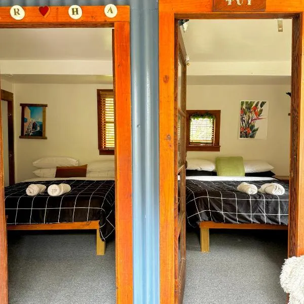 Waiheke Island Guesthouse, hotel in Ostend