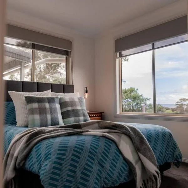 Tides & Tails - Pet Friendly, hotel in Scamander
