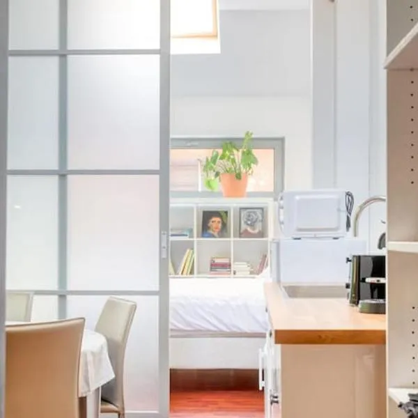 Cozy Retreat with Sauna near Gent-St-Pieters, hotel di Ghent