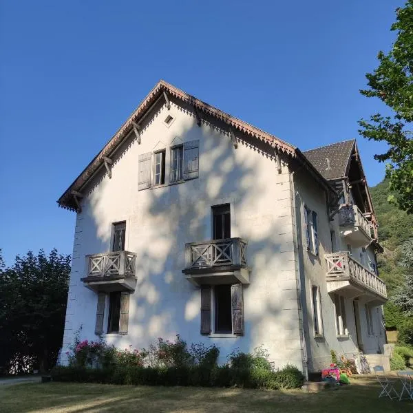 Gîte Le Lustou, hotel a Cadéac