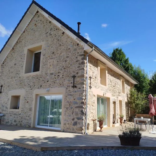La grange, Appartement avec jardin et jacuzzi ''Réservation & Supplément pour le jacuzzi'', hotel v destinaci Saint-Bonnet-en-Champsaur