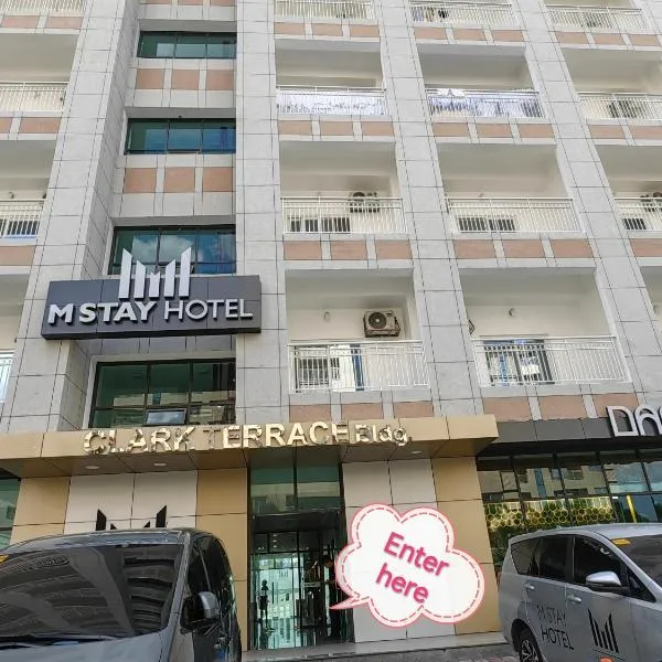 OYUSTAY Clark Terrace condo Staycation with 2 beds near airport HANN CASINO, hotel v destinaci Fort Stotsenburg