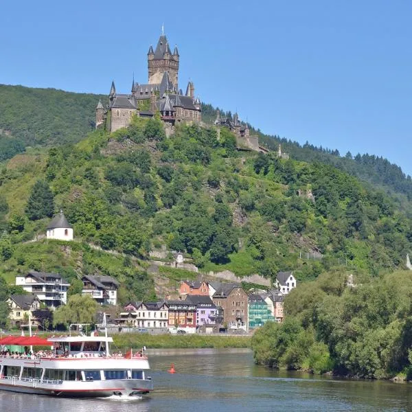 Moselstern Hotel Zum guten Onkel, hotel in Bruttig-Fankel