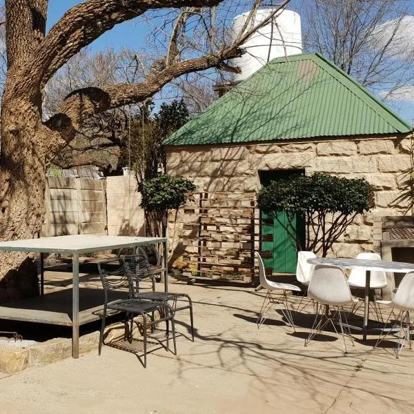 Drs Place Guesthouse, hotel in Fouriesburg