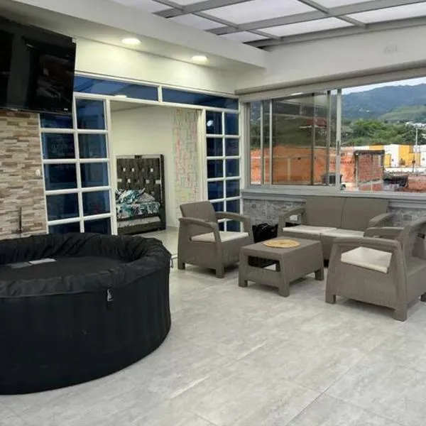 Queen travel apartment, hotel v destinaci Dosquebradas