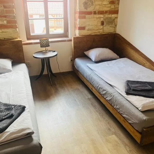 Penzion Kopanský mlýn, hotel v destinaci Statenice