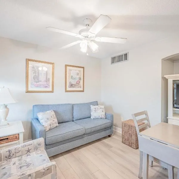 Blue Wave Suite 8, hotel v destinaci Clearwater Beach