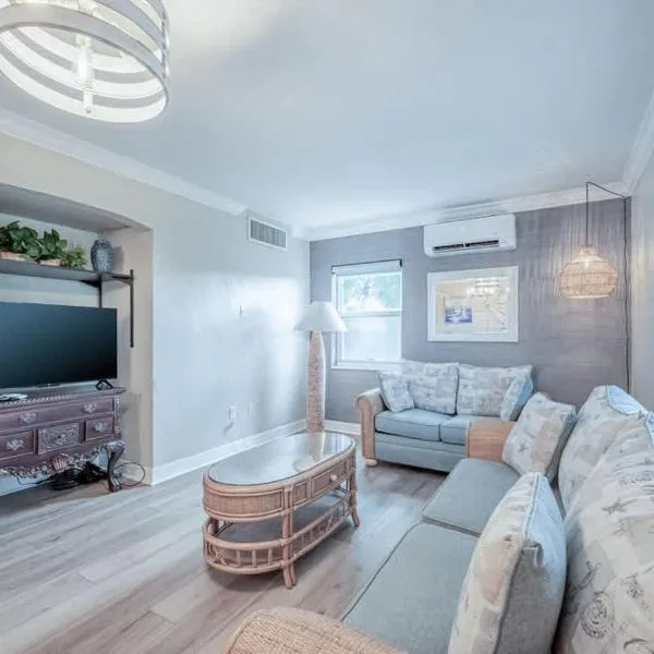 Blue Wave Suite 10, hotel v destinaci Clearwater Beach